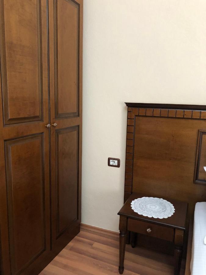 Villa Garden Берат Екстериор снимка