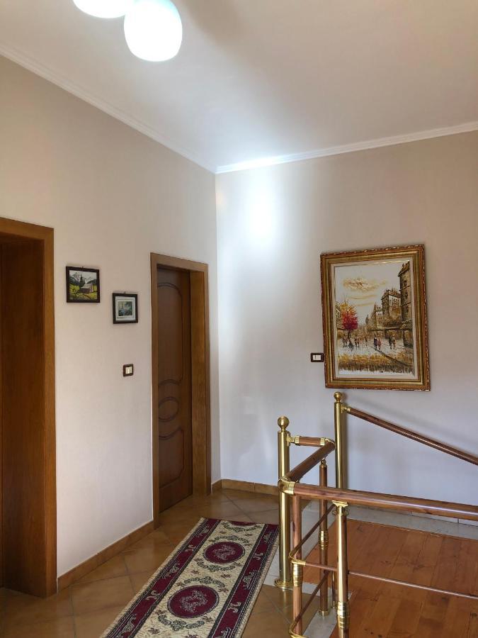 Villa Garden Берат Екстериор снимка